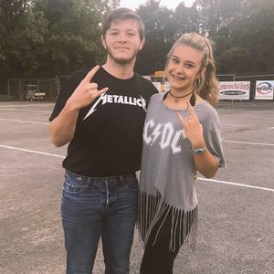 Meet your Posher, Abbey